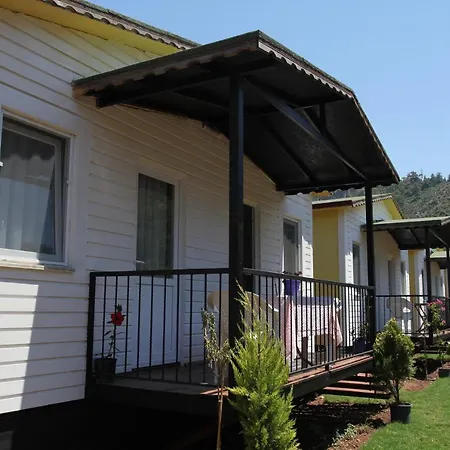 فندق مبيت وإفطار Guelsuem Hanim Evleri