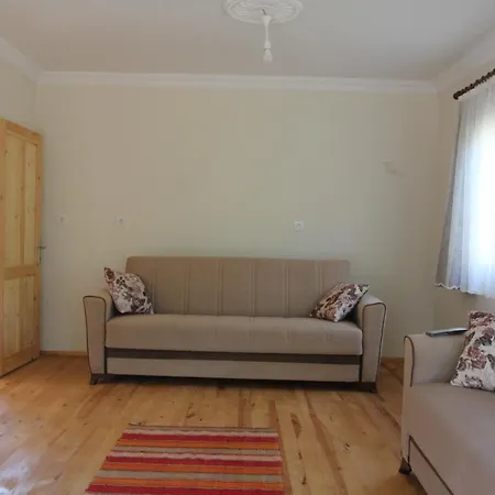 فندق مبيت وإفطار Guelsuem Hanim Evleri Orhaniye (Marmaris)