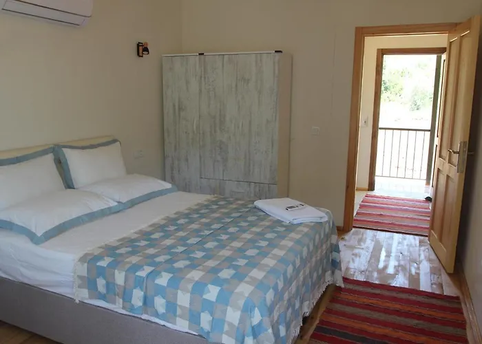 Guelsuem Hanim Evleri